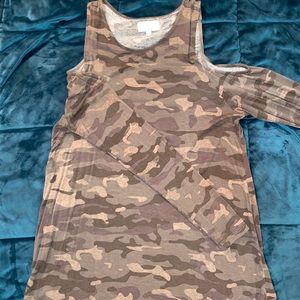 Long sleeve Camo Top